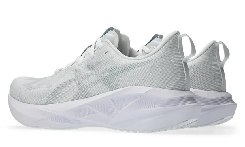 Asics Novablast 5 'White / Piedmont Grey'