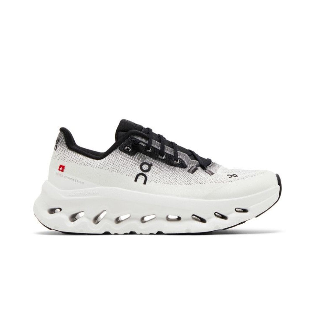 Wmns Cloudtilt 'Black Ivory'